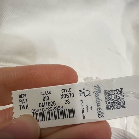 Madewell The Harlow Wide-Leg Jean: Airy Denim Edition - Picture 6 of 7